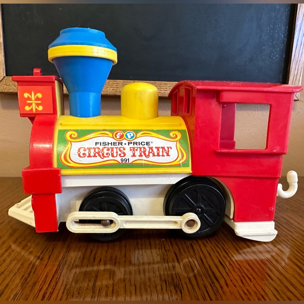 SOLD -   Vintage Fisher Price #991 Little People Circus Train Engine Only